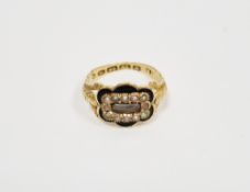 Victorian 18ct gold mourning ring set with seedpearls and black enamel, woven hair to the centre,