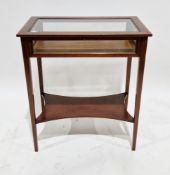 Edwardian mahogany bijouterie table with satinwood cross banding and ebony inlay, the bevel edged
