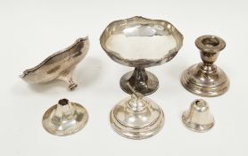 Pair of George V silver pedestal bonbon dishes (one damaged), London 1920, Ollivant & Botsford, 7.