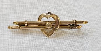 15ct gold bar brooch, heart and double bar pattern, 3.1g total approx