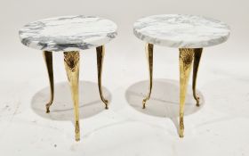 Pair of lamp/side tables having round arabescato marble tops, on brass moulded acanthus leaf