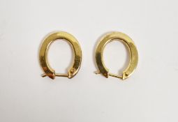 Pair 9ct gold oval hoop pattern earrings, 1.9g approx.  Condition Report Length 2cm, width 1.7cm