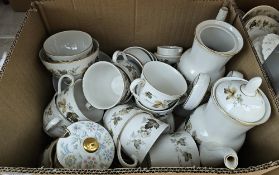 Royal Doulton 'Larchmont' pattern part dinner/tea service, to include teapot, cups & saucers, dinner