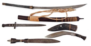 Victorian 1888 pattern bayonet by Sanderson, a Somali Billao dagger/sword, Gurkha Kukri with