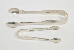 Pair of George III silver fiddle pattern sugar nips, London 1817 and a modern pair of sugar tongs,