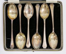 Cased set of six matched teaspoons, Birmingham 1934, 1936 & 1937, Art Deco pattern handles with a