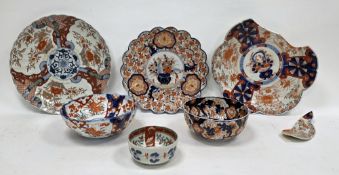 Group of Japanese imari porcelain, Meiji period, comprising a small circular bowl painted with a