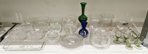 Collection of glassware including eight cut glass finger bowls, early 20th century, cut with