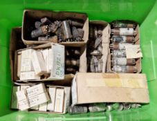 Quantity of loose electronic tube valves including Mullard EB6D, GEC395, Mazda PEN46, and various