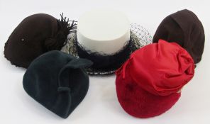 Large quantity of vintage and two modern hats to include net with faux flowers, pleated chiffon,