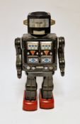 Japanese Horikawa tinplate Rotate-O-Matic Super Astronaut robot, battery operated (no box)