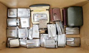 Collection of twenty Art Deco to mid century Ronson pocket lighters including two x Viking, Triumph,