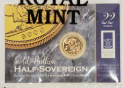 Elizabeth II 2000 gold bullion half sovereign, on original Royal Mint card and packet