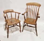 19th century elm and beech lathe back Windsor elbow chair, turned legs united by a H-stretcher,