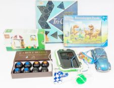 Quantity of childrens toys to include limited edition Lego 40682 Spring Garden House, Ideal Tr-