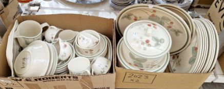 Wedgwood Queensware Raspberry pattern dinner and tea services including dinner plates, side