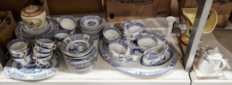 Wood & Sons Yuan pattern part dinner and tea service, including serving plates, gravy boat and