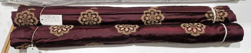 Two Roman blinds, 1.4m wide x 1.18m drop, matched pair, lined, on wooden batten with chrome pull