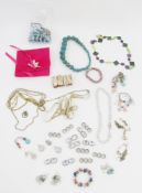 String of modern grey pearls, malachite beads, turquoise-coloured beads, millefiori and other