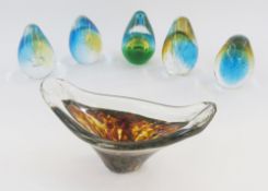 Mdina-style glass bowl, boat-shaped with clear edge, mottled amber and green decoration, 10cm