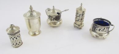George V silver three piece condiment set, comprising three handled open salt, lidded mustard pot