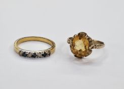 9ct gold and citrine dress ring, the oval stone in scalloped claw setting, 2.4 g total, approx