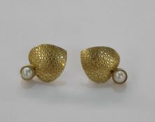 Pair 18ct gold and seedpearl heart-shaped earrings, hammered, with single collet set pearl, 4g total