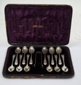 Cased set of twelve Victorian silver teaspoons and sugar nips, London 1889 / 1890, Josiah Williams &
