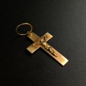 A C.1900 W. H. Collins & Co. hallmarked 9 carat gold crucifix pendant. Weight: 3.29g
