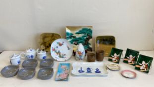 A mixed collection of contemporary Japanese items to include a miniature blue and white china