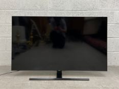 A Samsung model QE55Q70TAT 48