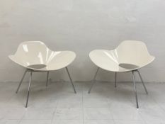 A pair of 1970s Largo armchairs by Emmemobili each having an off white laminated bentwood seat of