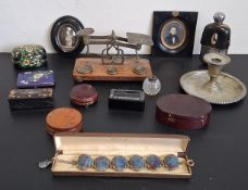 A mixed lot to include six trinket boxes, a Chinese cloisonne cigarette case, a vintage bracelet,