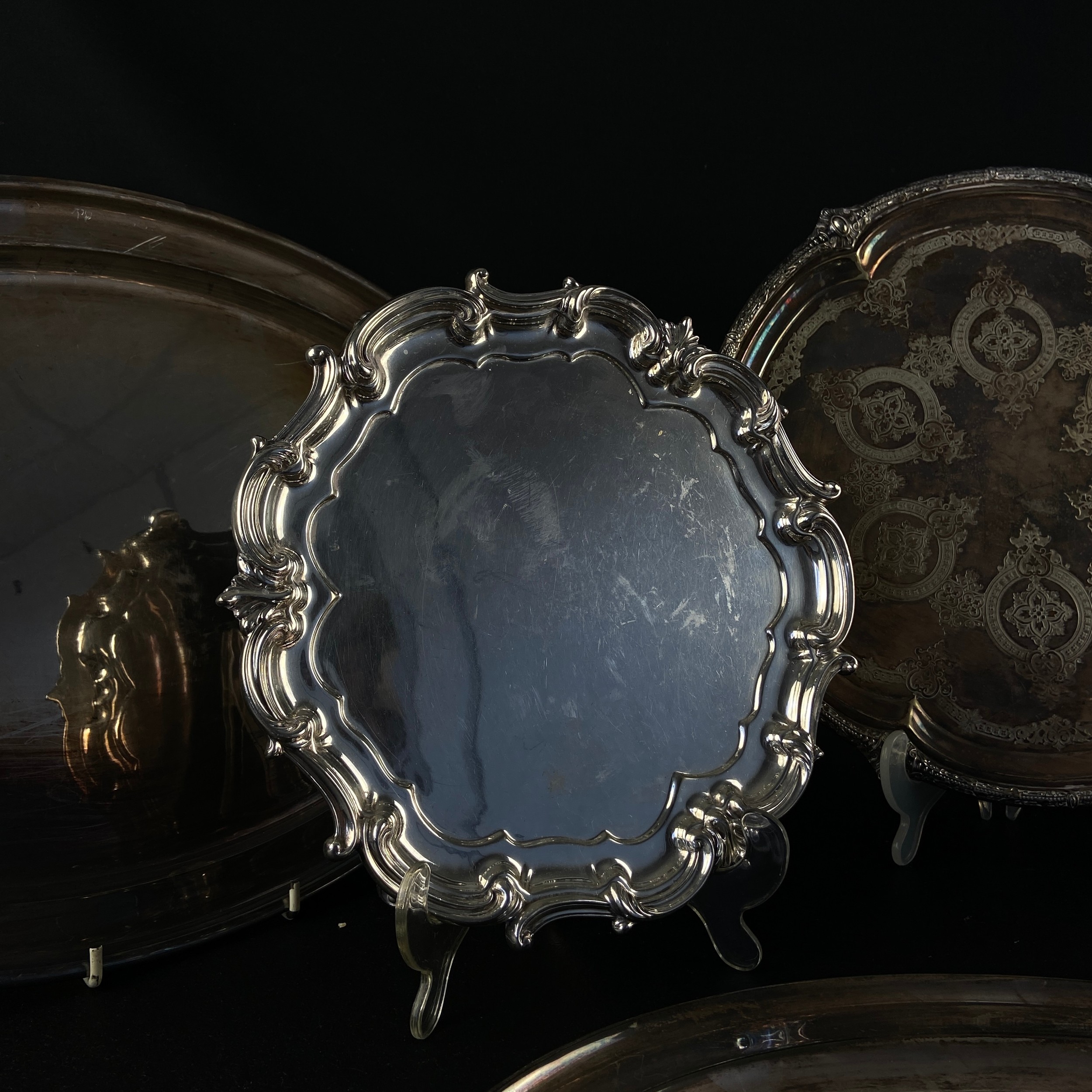Collection of silver plated trays and salvers and a shell form comport, Elkington, Walker and Hall - Image 4 of 8