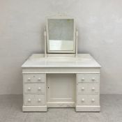 A painted 19th century twin pedestal dressing table. Comes in two sections. H.157 W.122 D.56cm