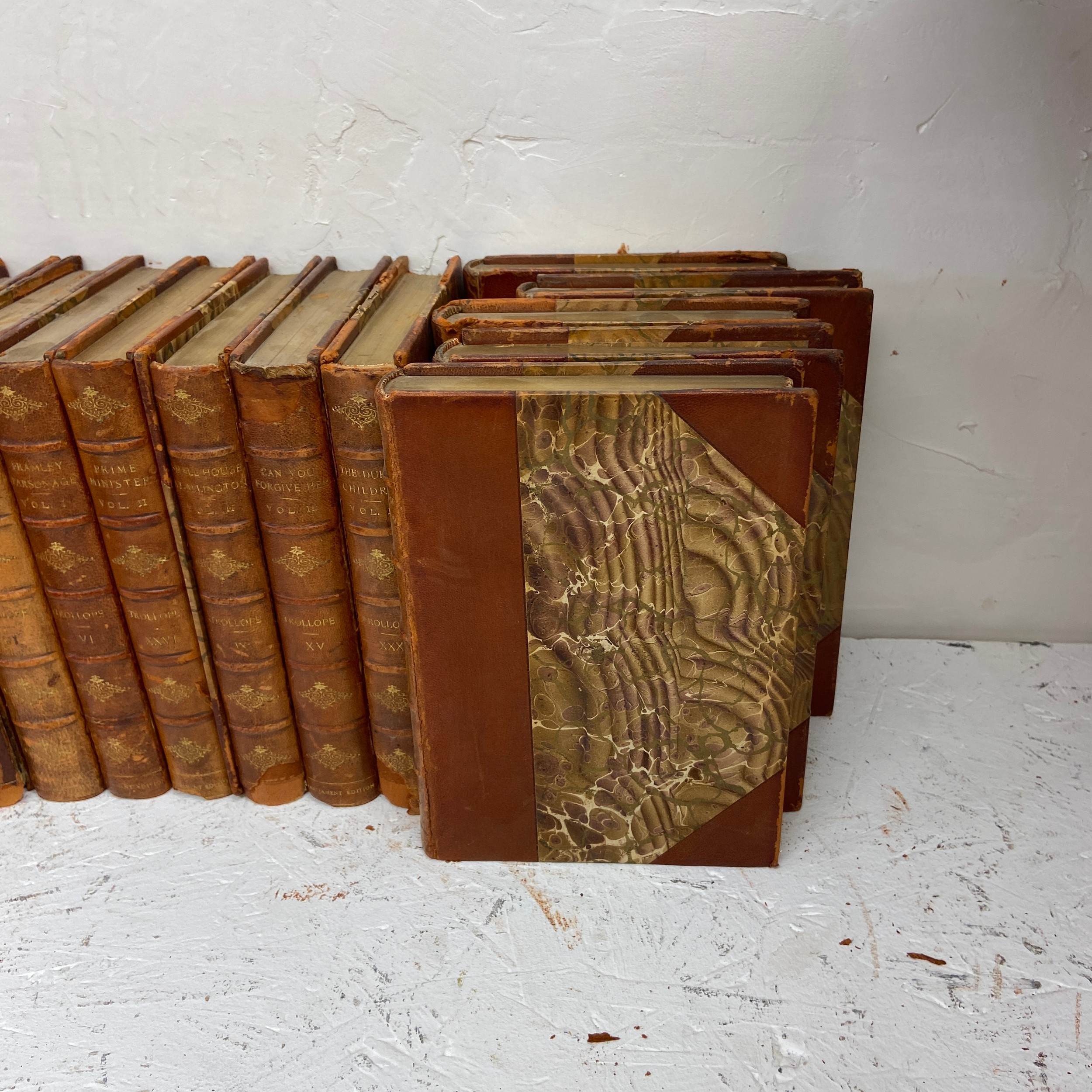 A rare set of twenty-nine original Half Persian Morocco bound Parliament Edition copies of the Works - Image 2 of 7