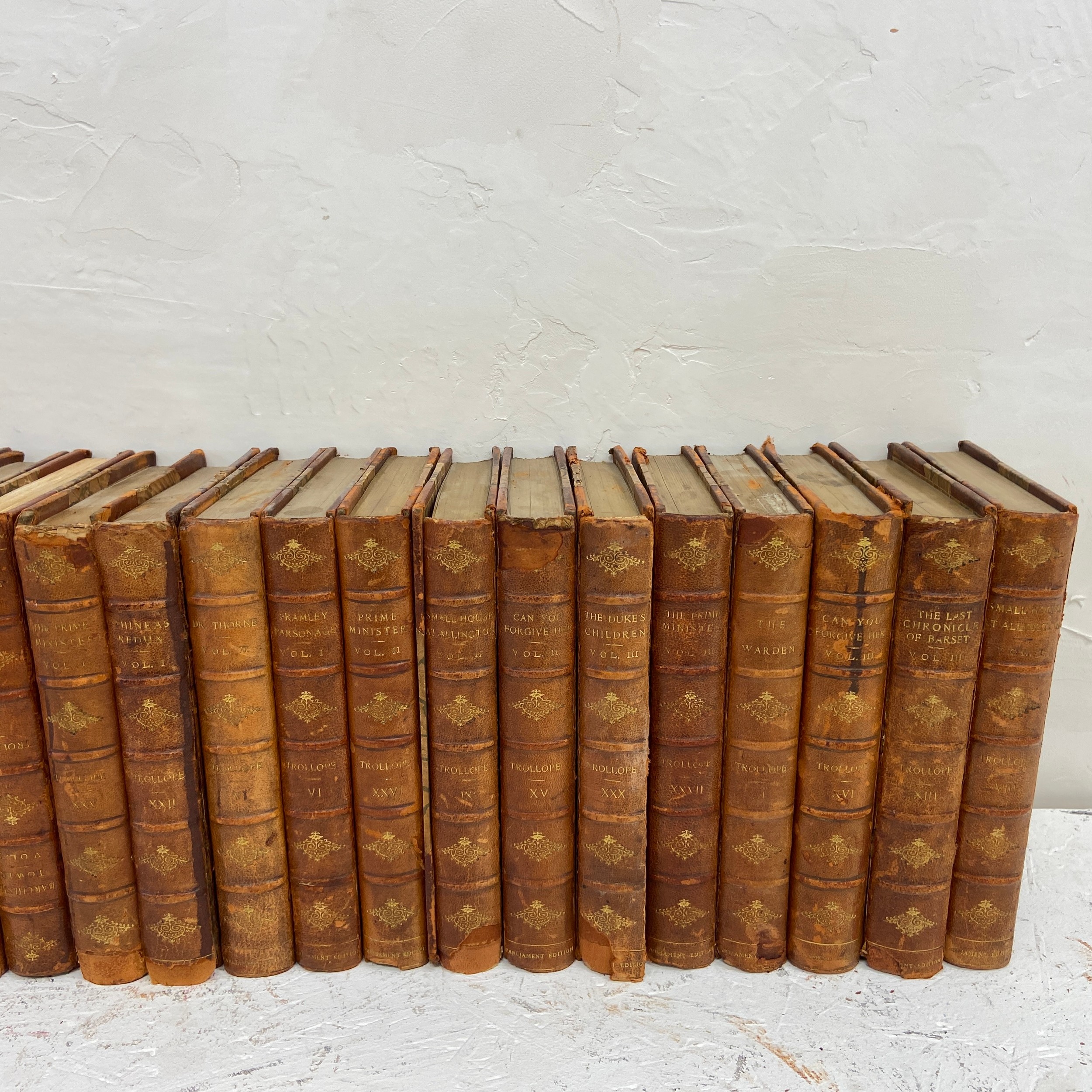 A rare set of twenty-nine original Half Persian Morocco bound Parliament Edition copies of the Works - Image 3 of 7