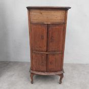 An Edwardian mahogany and satinwood inlaid side cabinet with lift-up top above two sets of panel