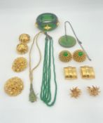 Mixed costume jewellery to include a Lucas Jack bangle, emerald bead necklace, stone disc necklace