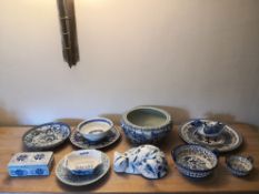 A miscellaneous collection of Chinese blue and white ceramics. Dia.37cm. (Largest).