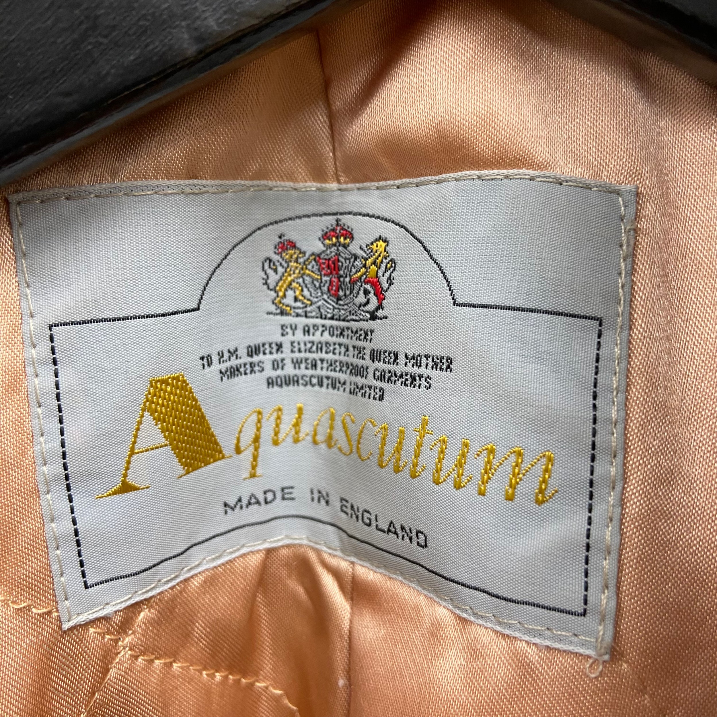 Three vintage ladies' wool and alpaca Aquascutum coats. H.125cm. (Largest) - Image 12 of 14