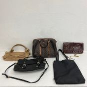Five ladies' leather and other designer handbags to include a Gucci Boston Bag, Aquascutum,
