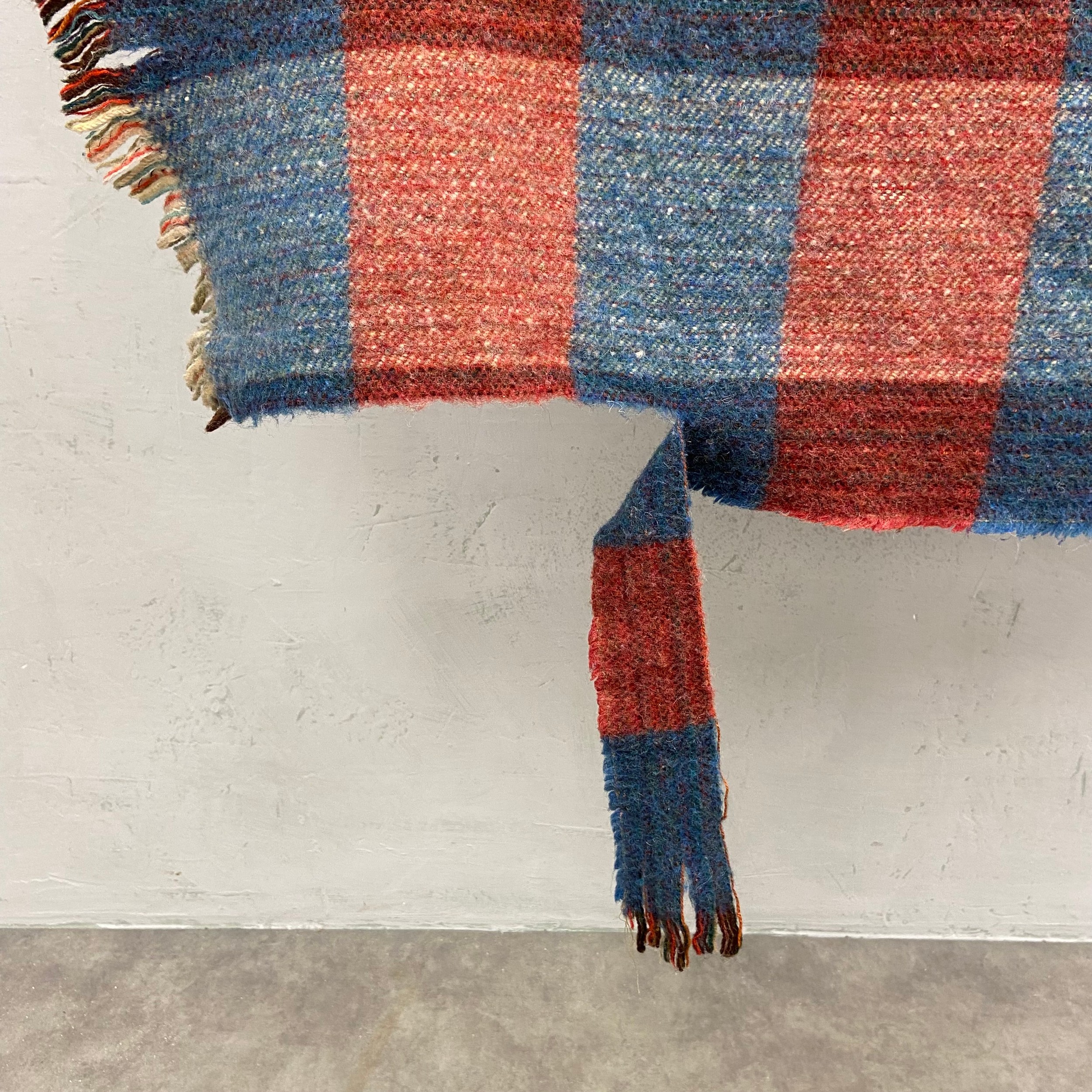 Two vintage wool blankets together with a Harrods mohair throw with maker's label. 230x170cm. ( - Image 4 of 8