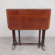 An Edwardian mahogany Sutherland drop-leaf occasional table having a marquetry inlaid and