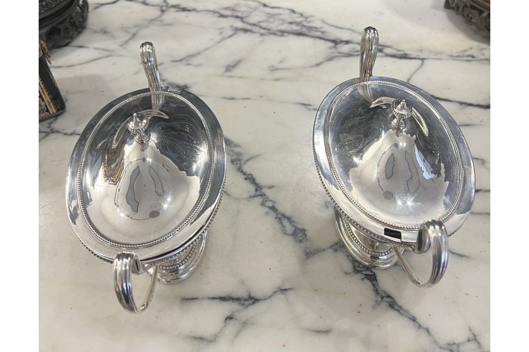 A PAIR OF GEORGE III STERLING SILVER SAUCE TUREENS C. 1780 - Image 10 of 13