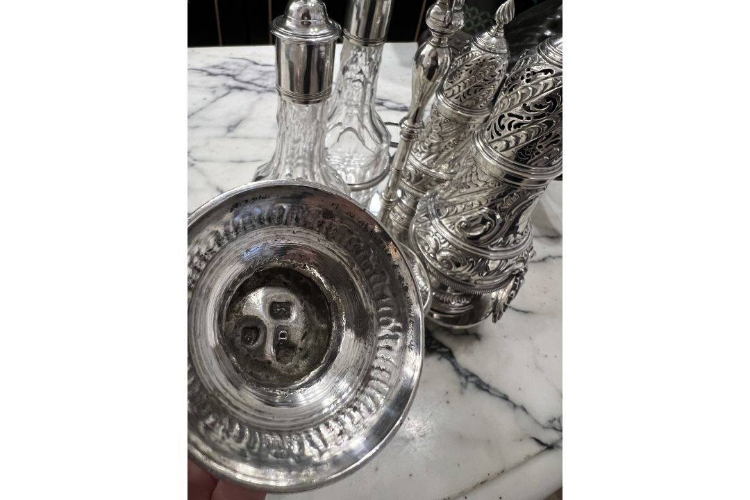 A FINE GEORGE II PERIOD STERLING SILVER WARWICK CRUET, C. 1758, JOHN DELMESTER - Image 10 of 10