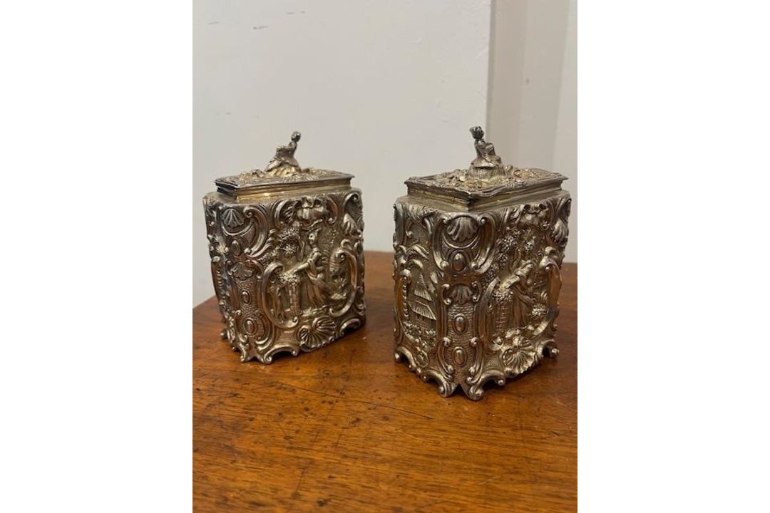 A RARE PAIR OF WILLIAM IV STERLING SILVER CHINOISERIE TEA CADDIES C. 1831, MICHAEL STARKEY - Image 12 of 40