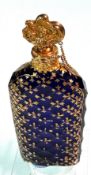 A FINE 18TH CENTURY 18CT GOLD AND BRISTOL BLUE GLASS JEWELLED SCENT BOTTLE, CIRCA 1770