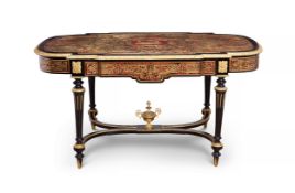 A FINE 19TH CENTURY FRENCH BOULLE STYLE CUT BRASS, ORMOLU MOUNTED AND TORTOISESHELL TABLE