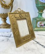 A FINE 19TH CENTURY PALAIS ROYAL ORMOLU PHOTOGRAPH FRAME